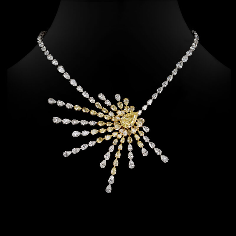 Gismondi1754 raggio di sole necklace on black ph erdnacreative